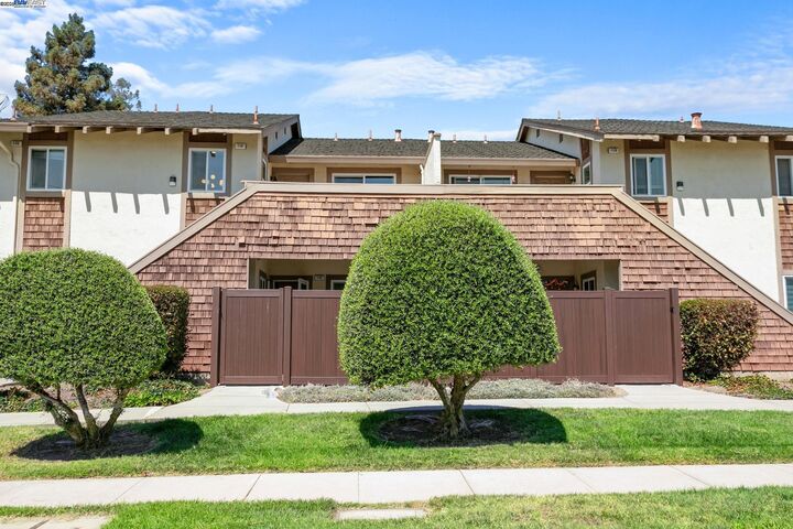114 Hackamore Ln  Fremont CA 94539 photo