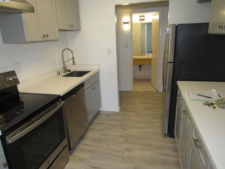 3909 Stevenson Blvd 402  Fremont CA 94538 photo