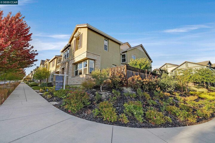 Property Photo: 4107 Wallis Ranch Dr CA 94568