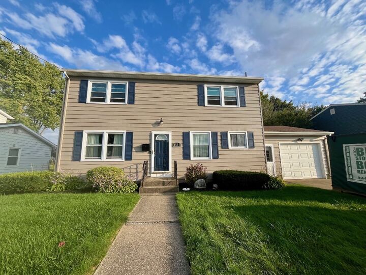 1821 W 37th Street  Erie PA 16508 photo