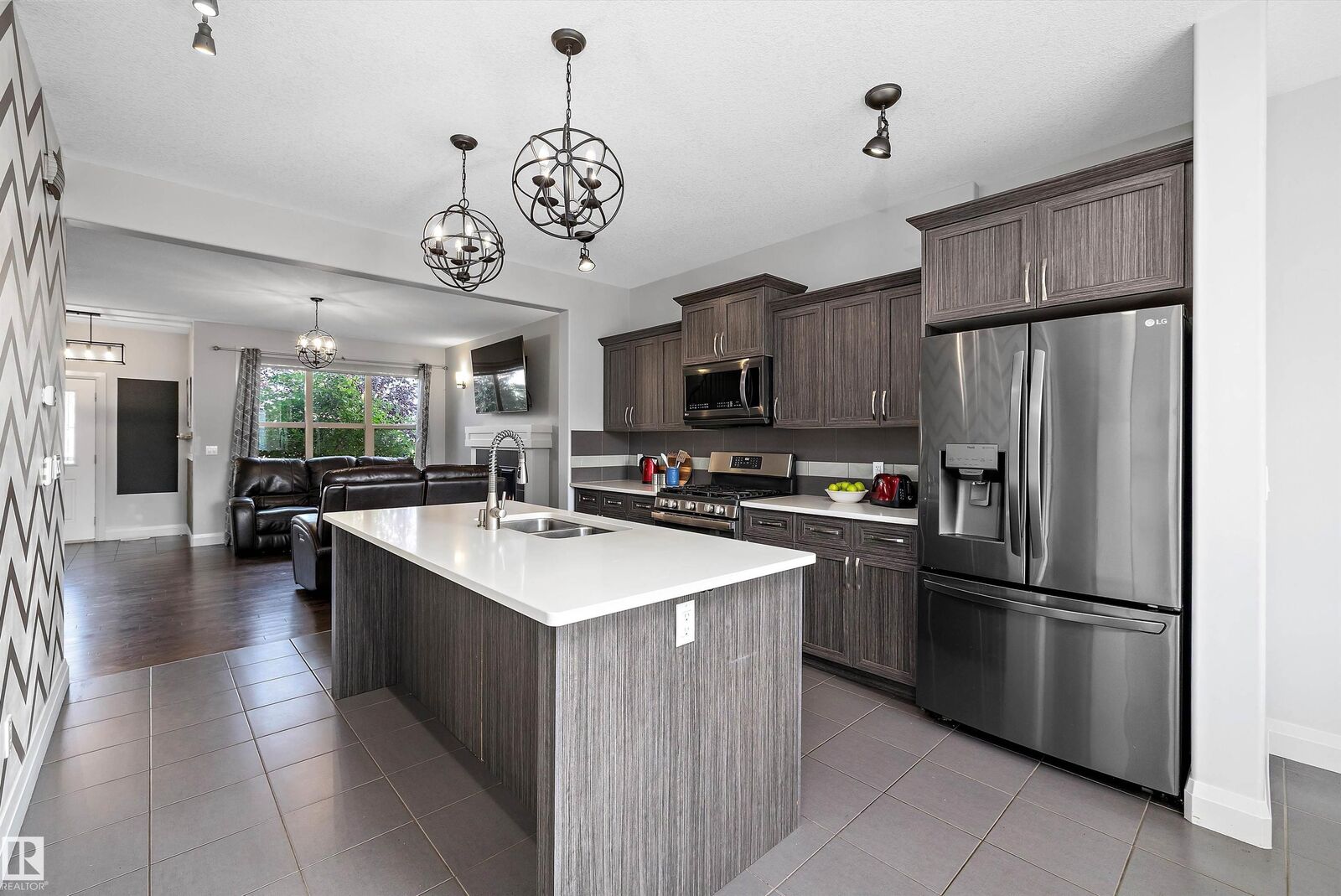 Property Photo:  84 Greenbury Boulevard  AB T7X 0M4 