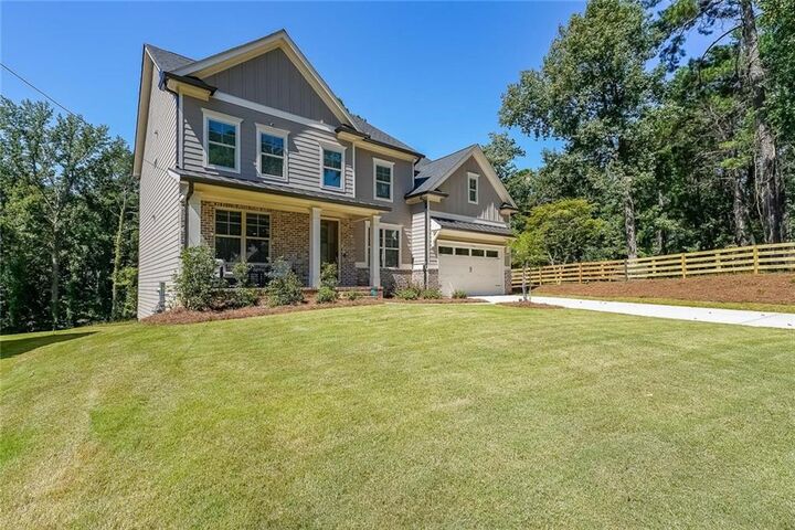 Property Photo: 2762 Indian Trail Drive GA 30084
