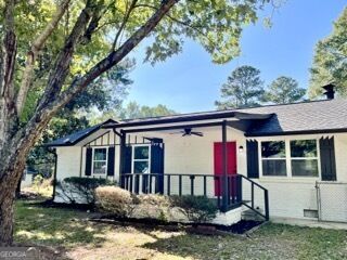 Property Photo: 1396 Iron Gate Boulevard GA 30238