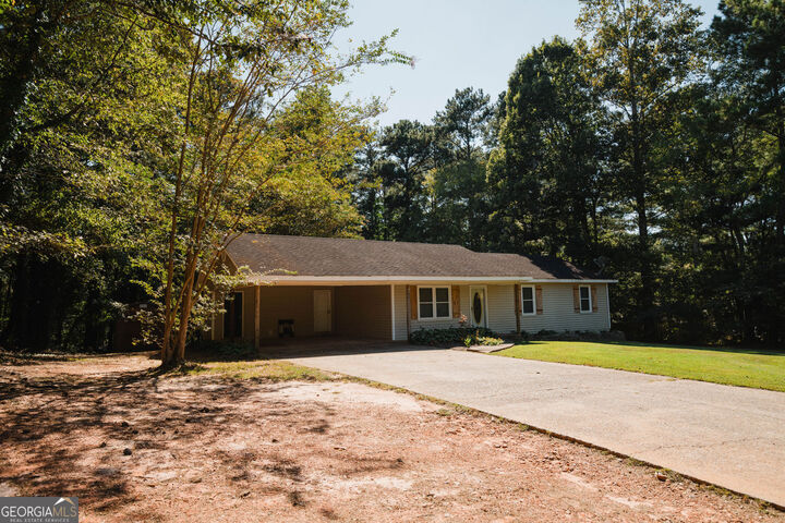 Property Photo:  1549 S Georgia Avenue S  GA 30110 