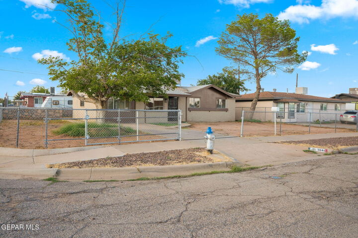Property Photo:  5641 Kensington Circle  TX 79924 