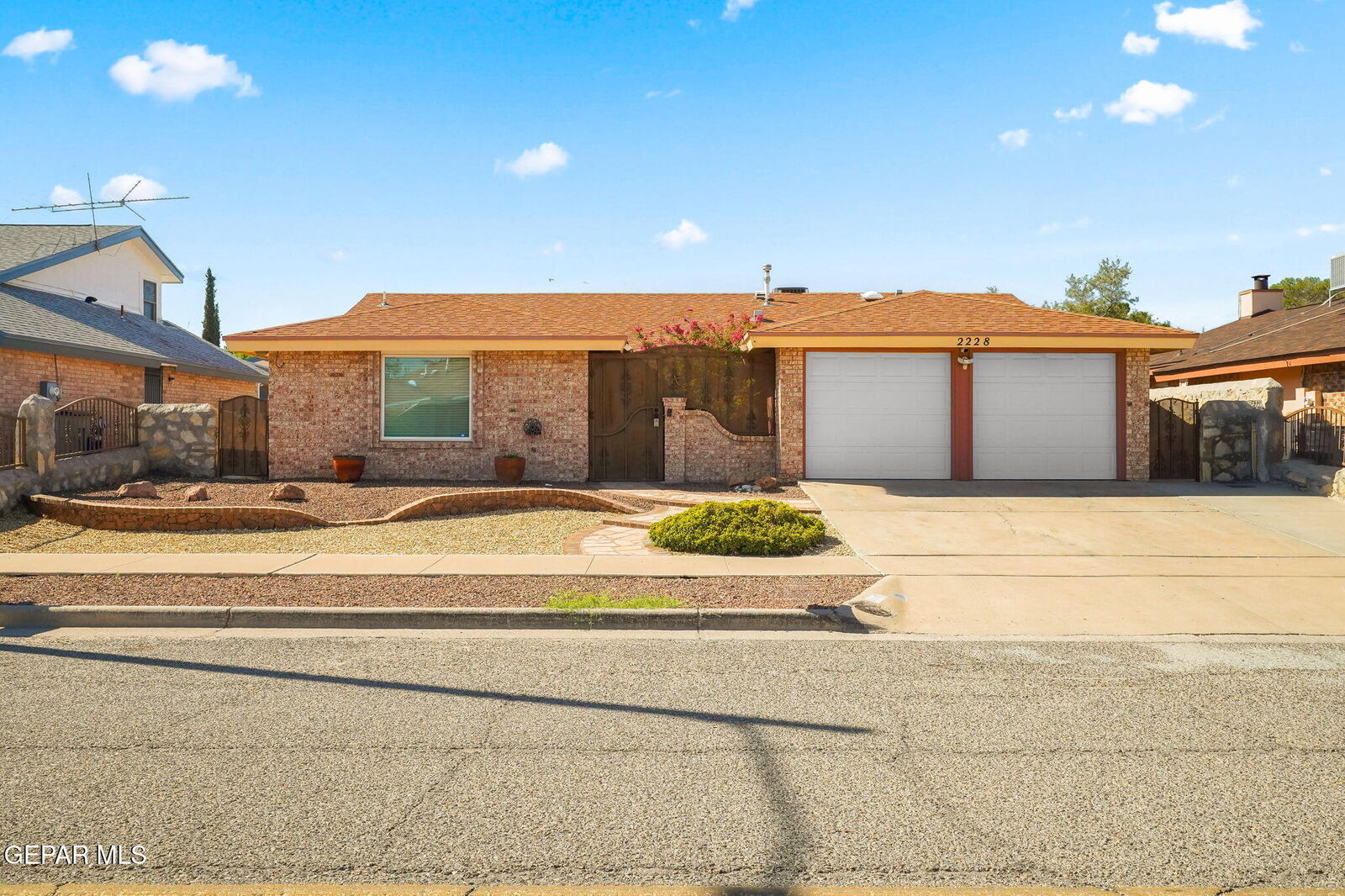 Property Photo:  2228 Robert Wynn Street  TX 79936 