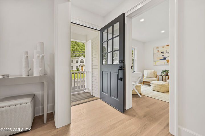 Property Photo:  20 Center Drive  CT 06870 