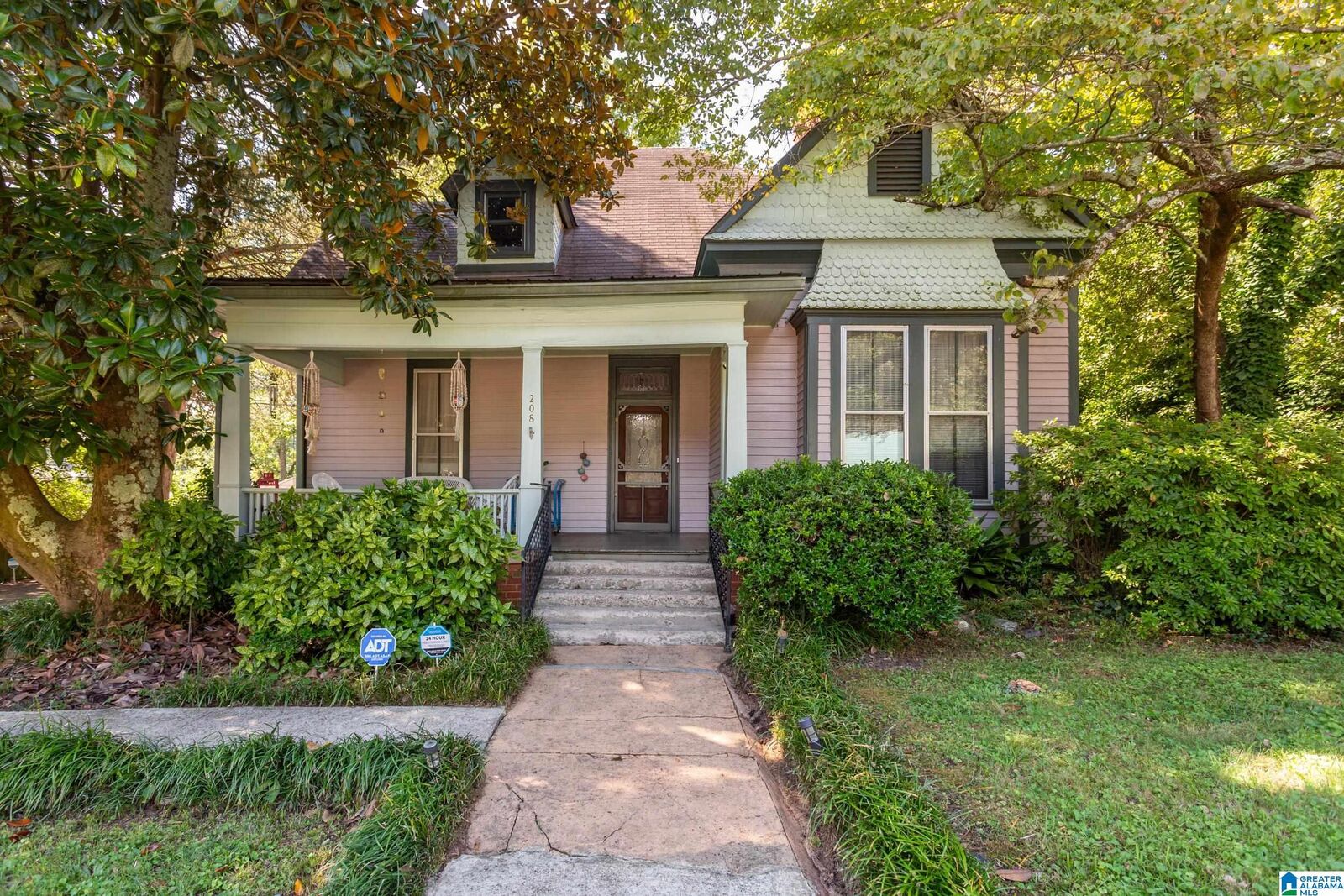 Property Photo: 208 McKibbon Street AL 36203