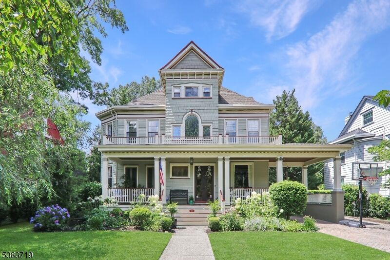Property Photo:  305 Prospect Ave  NJ 07016 
