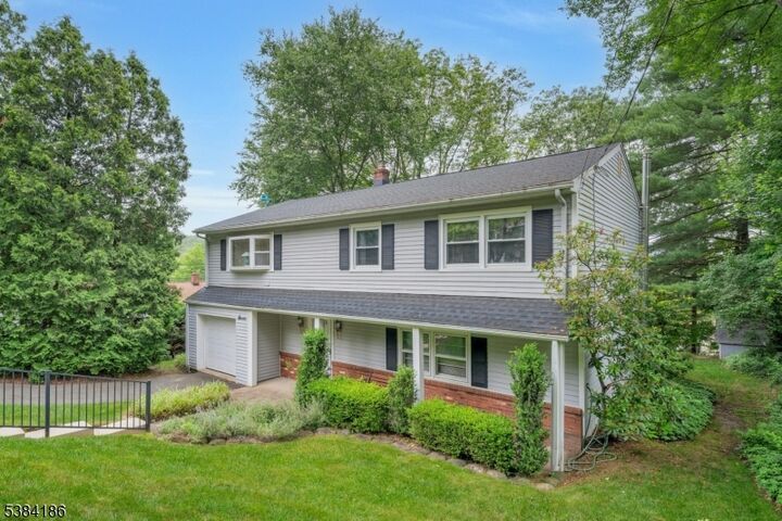 Property Photo:  7 Lovell Dr  NJ 07465 