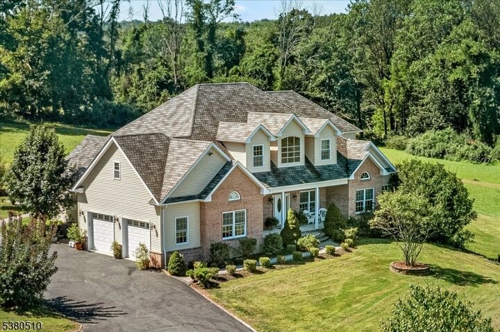32 Quakertown Rd  Franklin Twp. NJ 08867 photo