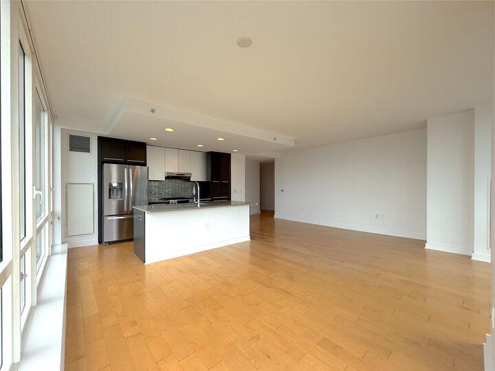 Property Photo:  2 2nd St 2101  NJ 07302
