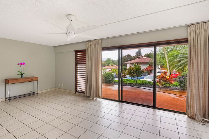 Property Photo: 4701 Kawaihau Rd A101 HI 96746