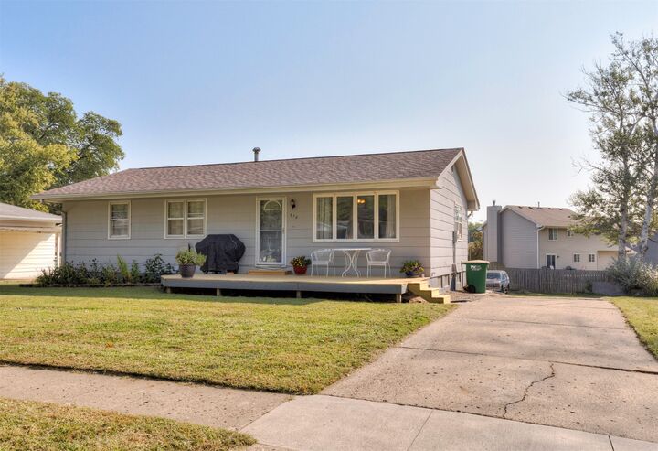 Property Photo:  810 N 8th Street  IA 50125 