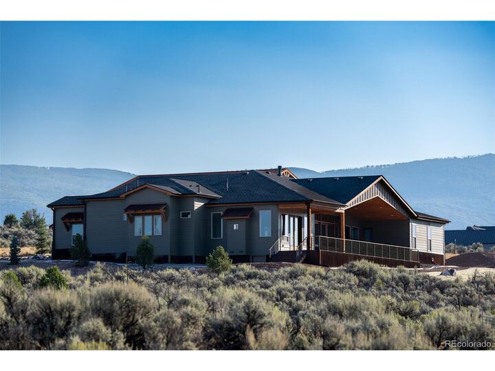 Property Photo:  52 Grosbeak Pl  CO 81601 