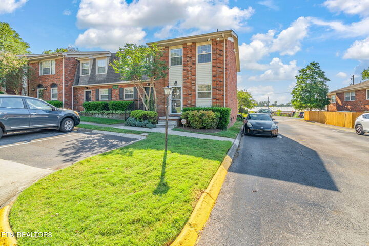 Property Photo: 6525 Deane Hill Drive 19 TN 37919