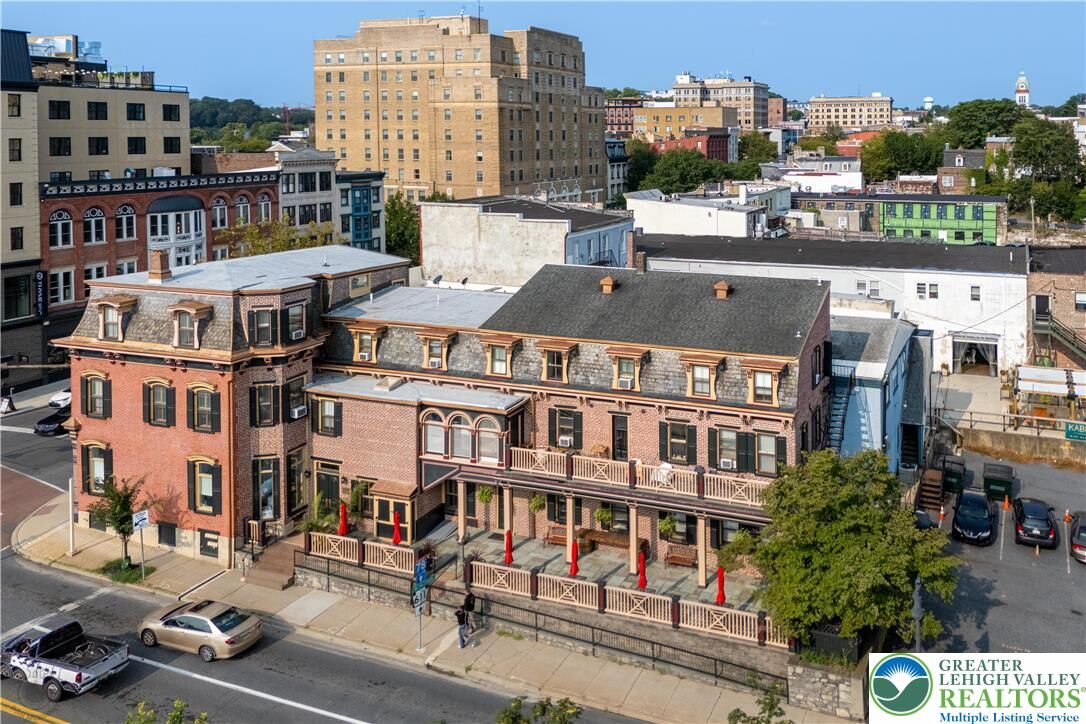 Property Photo: 101 Northampton Street 6 PA 18042
