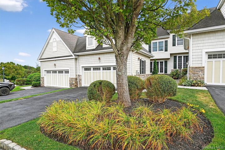 19 Turnberry Court  Monroe NY 10950 photo