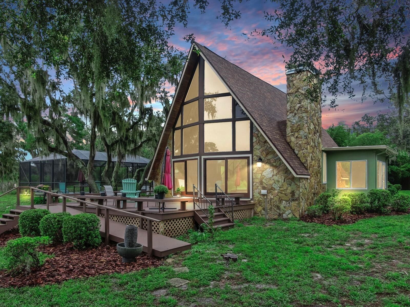 Property Photo: 15020 Carlton Lake Road FL 33598