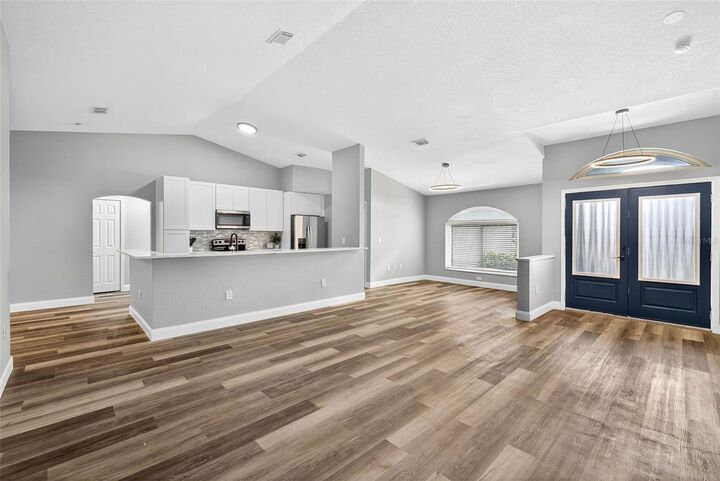 Property Photo: 12929 Walnut Tree Lane FL 34669