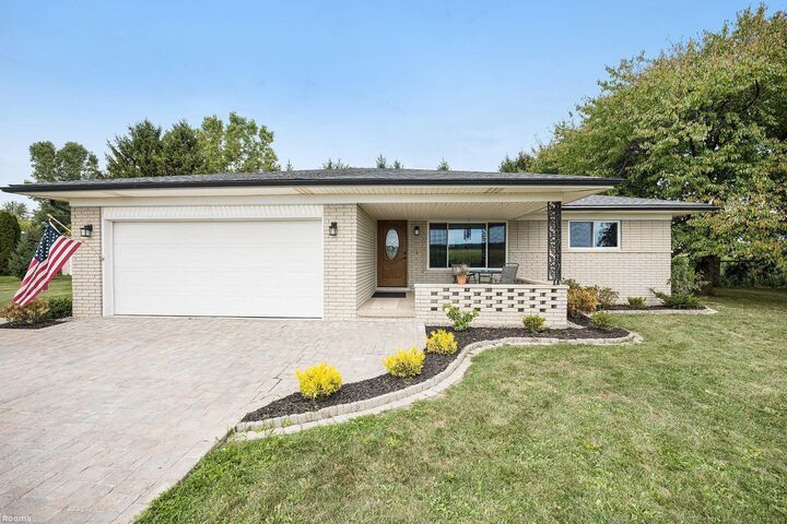 Property Photo:  28585 Pratt Road  MI 48062 