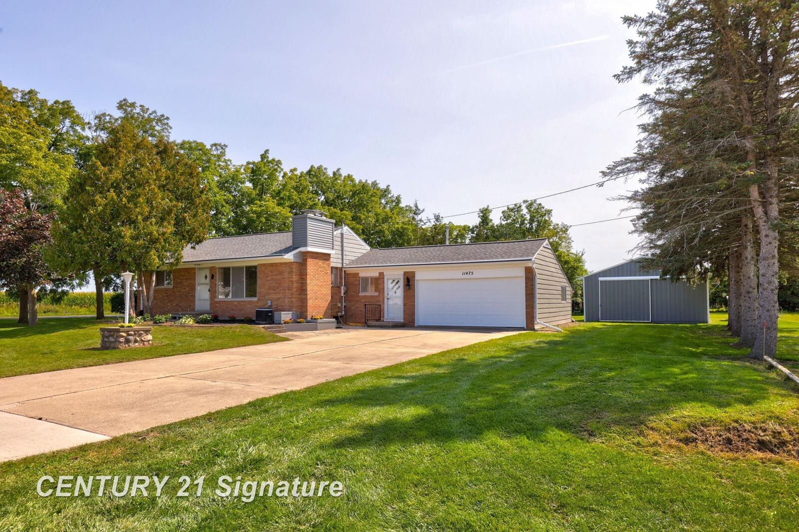 Property Photo: 11475 Wilkinson Road MI 48623