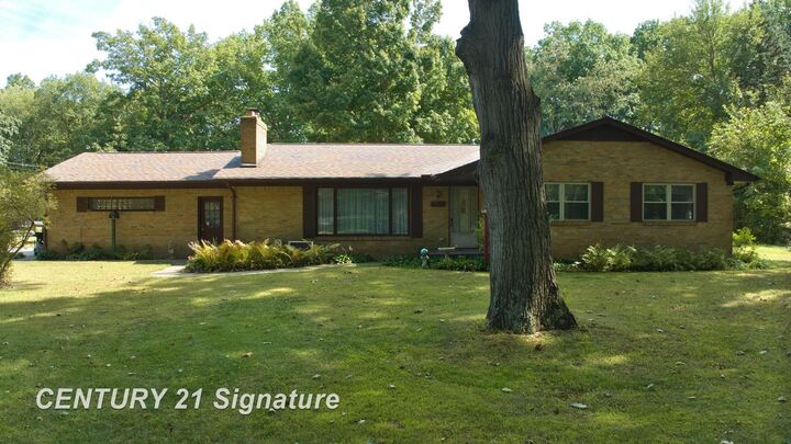 Property Photo: 5284 Chickasaw Trail MI 48433