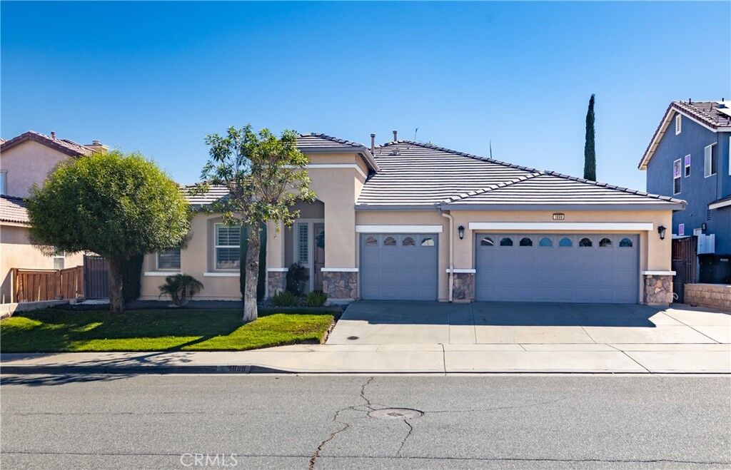 Property Photo:  1899 Fitzgerald Avenue  CA 92583 