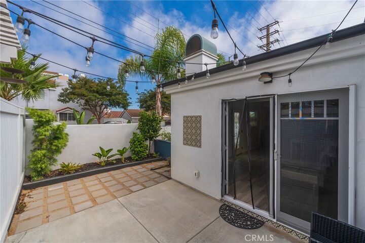 Property Photo: 402 Indianapolis Avenue CA 92648