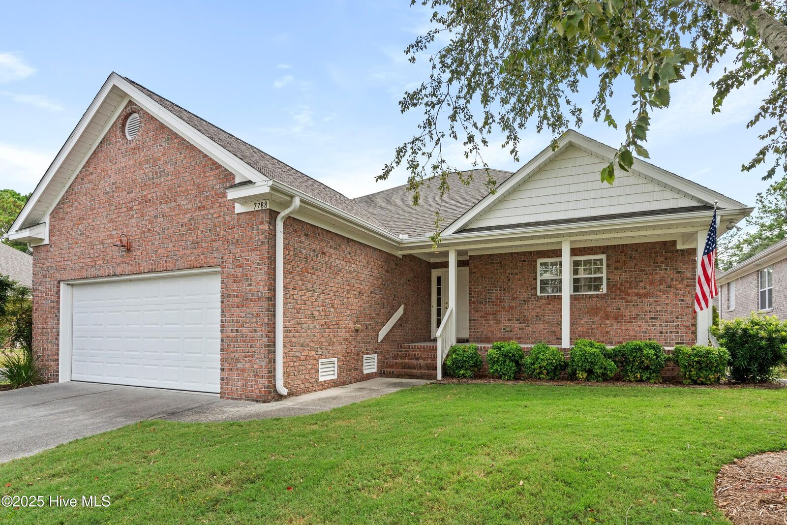 Property Photo: 7788 Cypress Island Drive NC 28412
