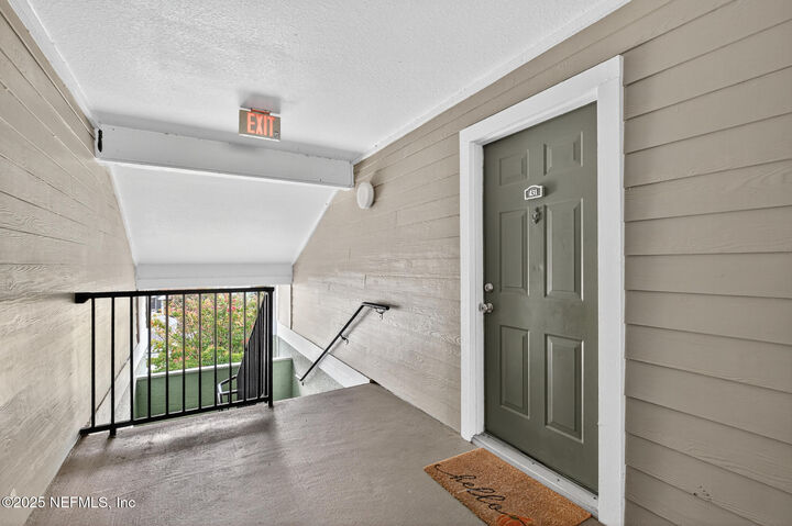 Property Photo:  7701 Timberlin Park Boulevard 431  FL 32256 