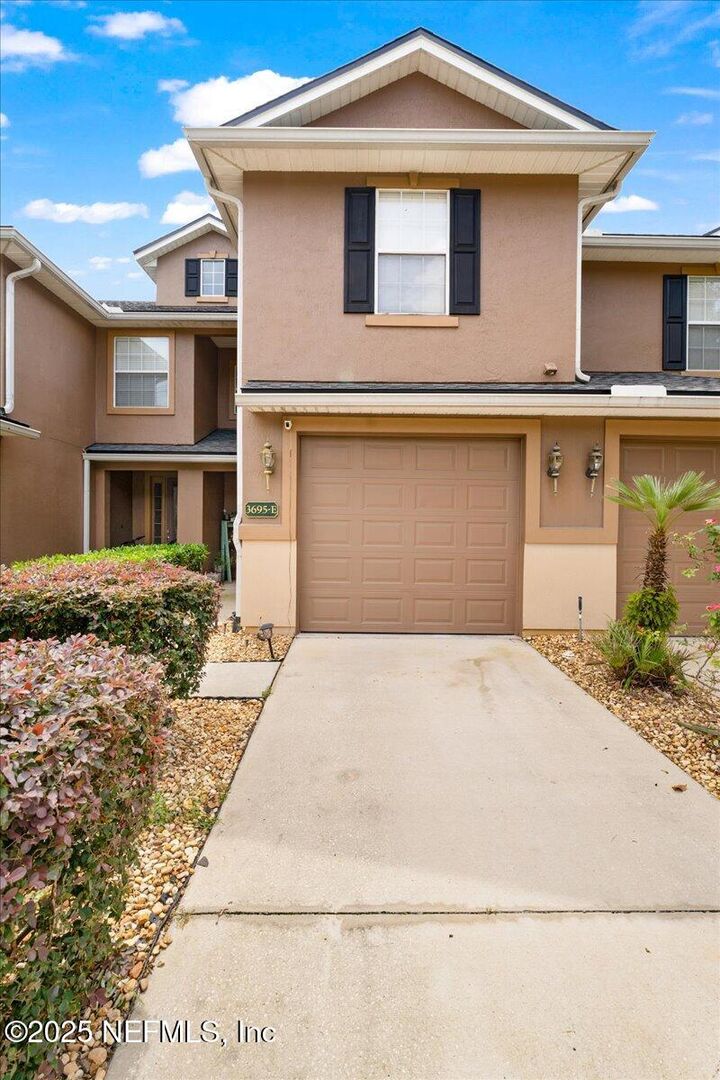 Property Photo: 3695 Creswick Circle 16E FL 32065