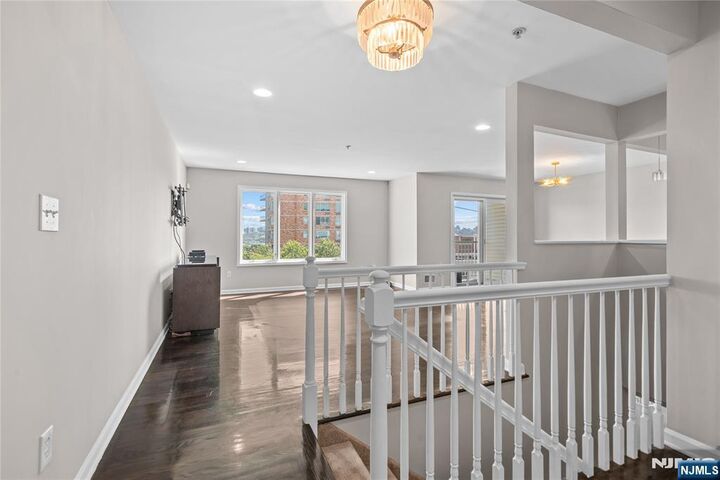 Property Photo:  7 Legend Hills Drive  NJ 07020 