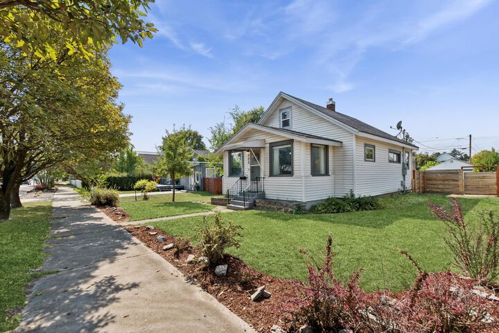 Property Photo: 486 7th Avenue MT 59901