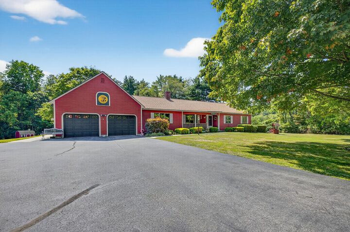 Property Photo:  168 Arch Street  NH 03431 