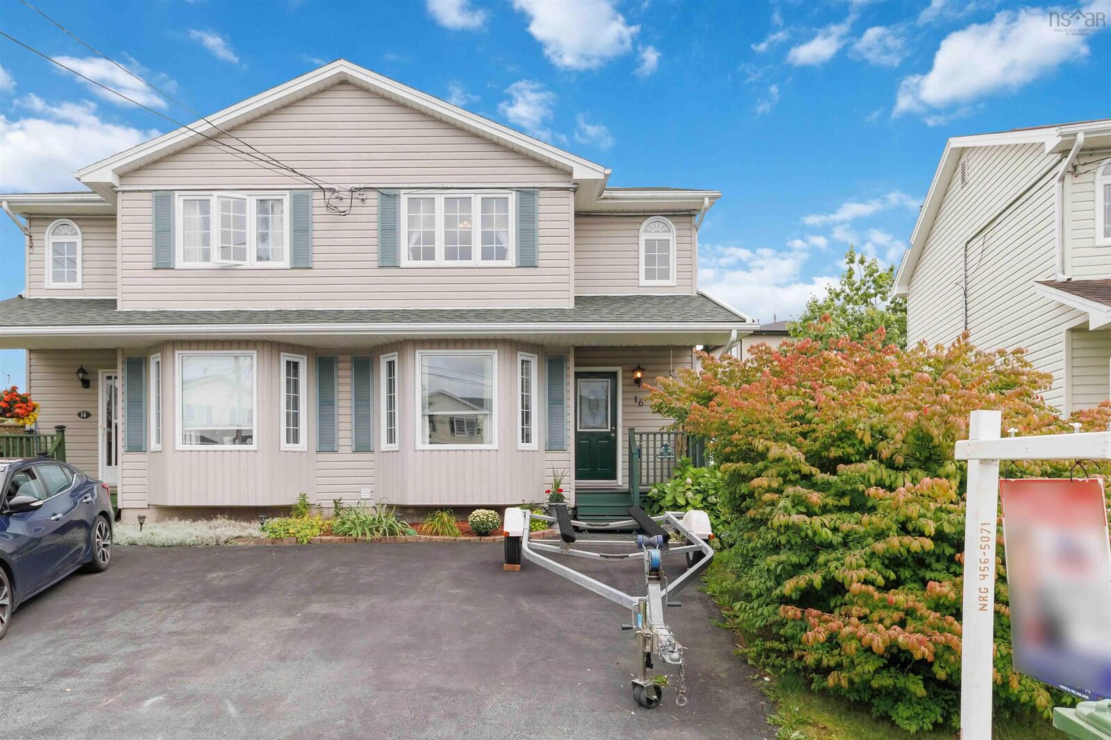 Property Photo: 16 Geovex Court NS B2X 3T1