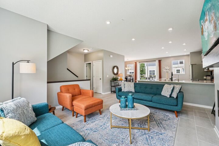 Property Photo:  2222 Gateway Curve  MN 55109 