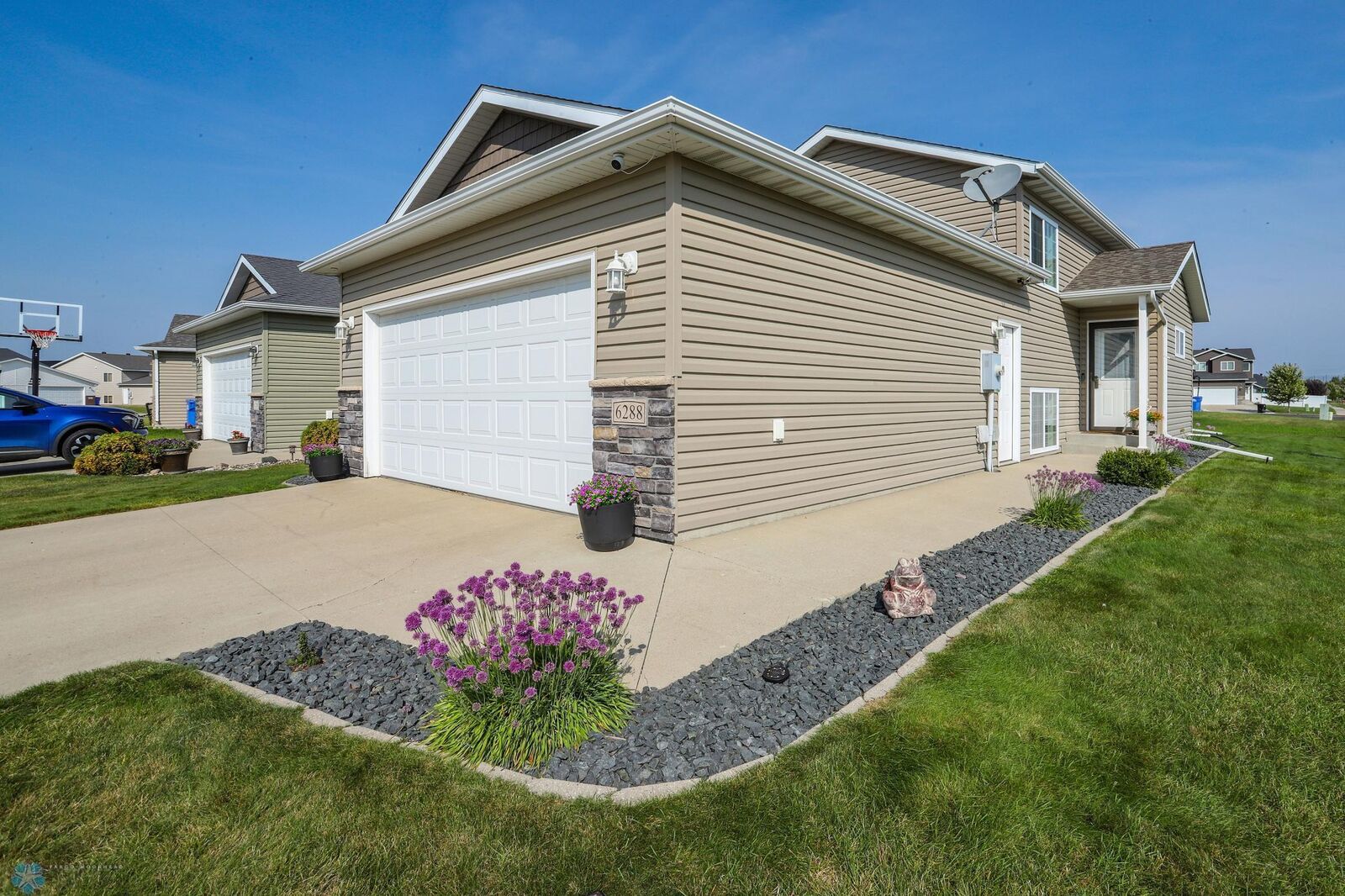 Property Photo:  6288 35th Street S  ND 58104 