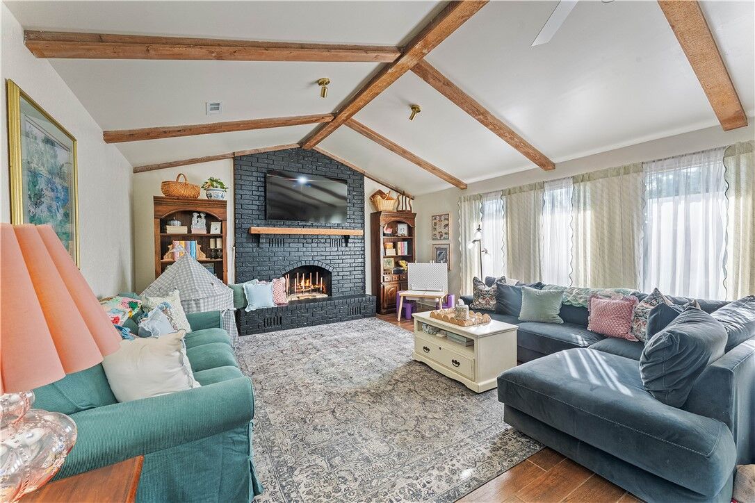 Property Photo:  9 NW K Place  AR 72712 