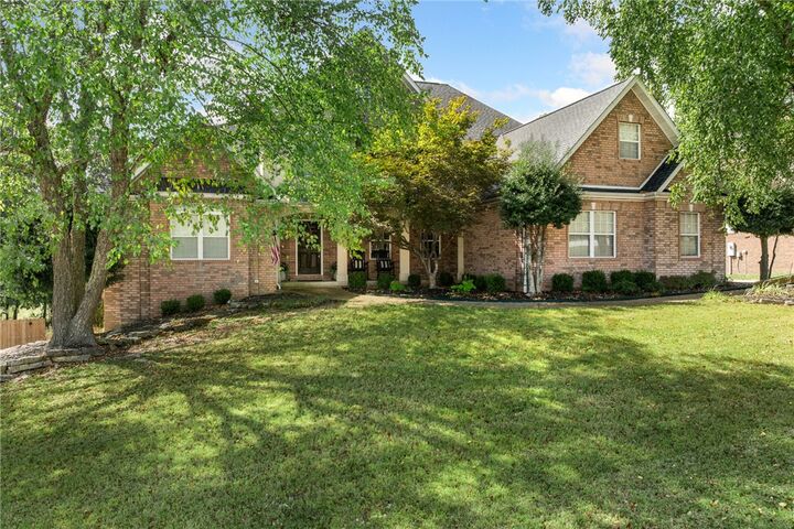 Property Photo: 1902 Daly Drive AR 72601