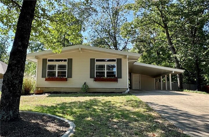 12 Brierfield Lane  Bella Vista AR 72714 photo