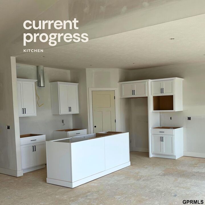 Property Photo:  11016 S 218 Street  NE 68028 
