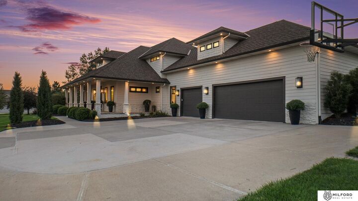 Property Photo: 1580 Saint Tropez Circle NE 68073