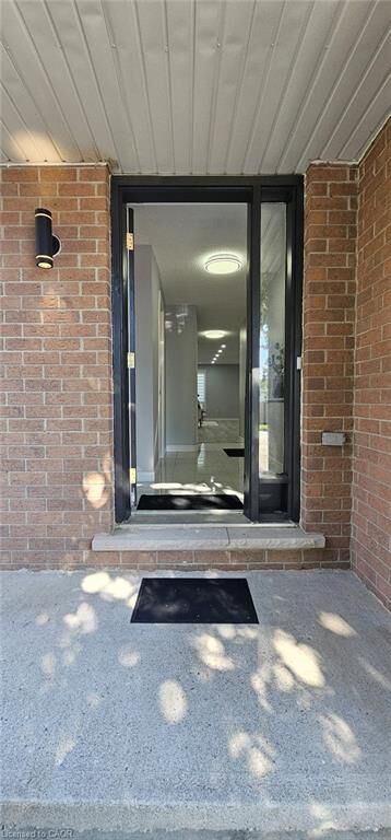 Photo de la propriété:  38 Poplar Drive  ON N3C 3X2 