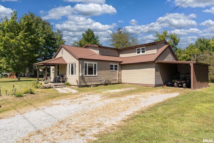 Property Photo: 4693 State Route 14 Highway IL 62859