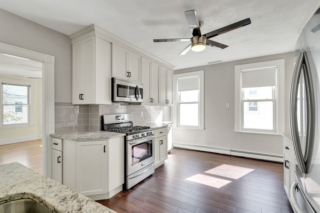 Property Photo: 105 Franklin St 3 MA 02445