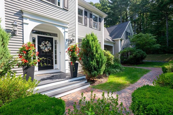 Property Photo:  9 Wentworth Drive  MA 01772 