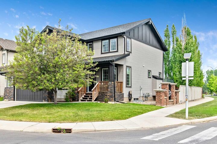 Property Photo:  6 Drake Landing Gate  AB T1S 0E5 