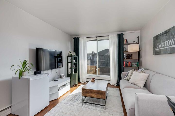 Photo de la propriété:  1811 18A Street SW 302  AB T2T 4W1 