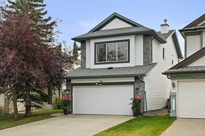 Property Photo: 66 Somerglen Close SW AB T2Y 3Z5